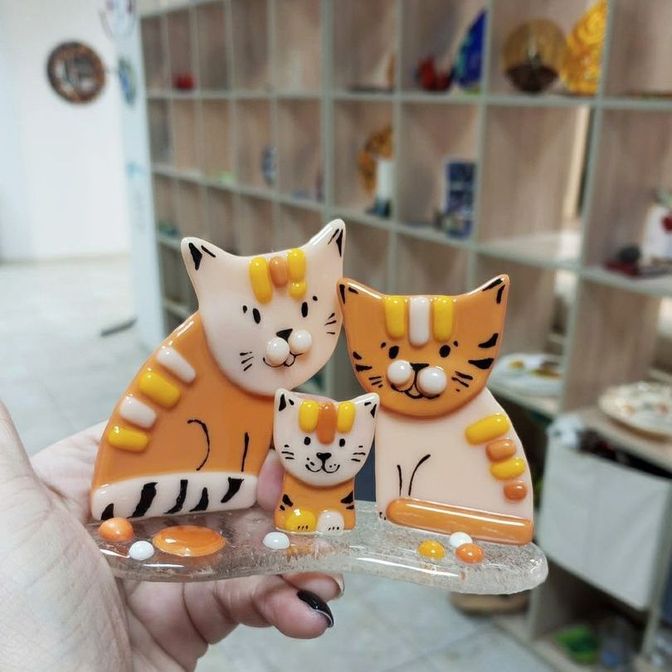 Котики на подставке